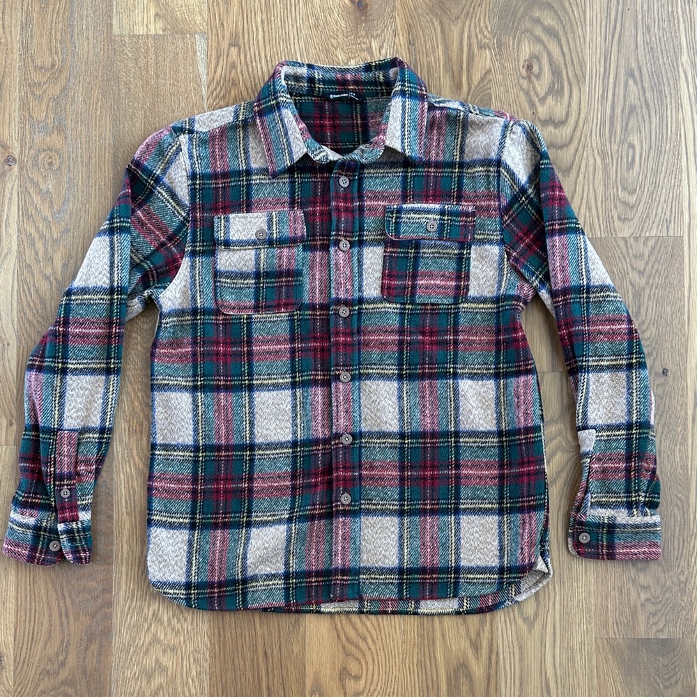 Men’s Plaid Button-Up Shirt